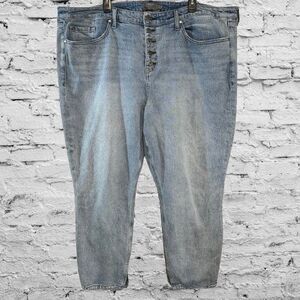 Torrid Jeans Womens 22T Blue Button Fly Distressed High Rise Straight Capri